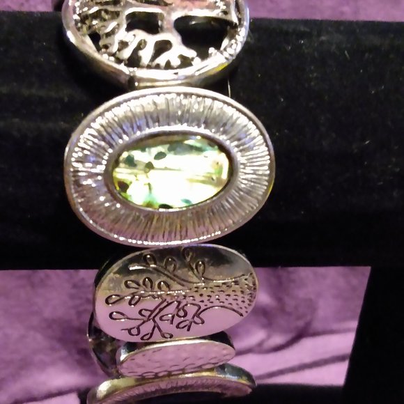 Silver tone & Albacore Bracelet - Picture 6 of 6